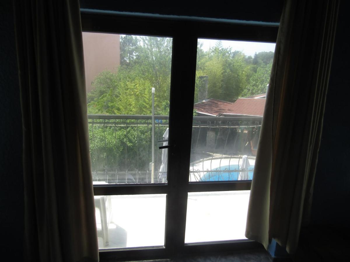 Hostel Papagal Варна Экстерьер фото
