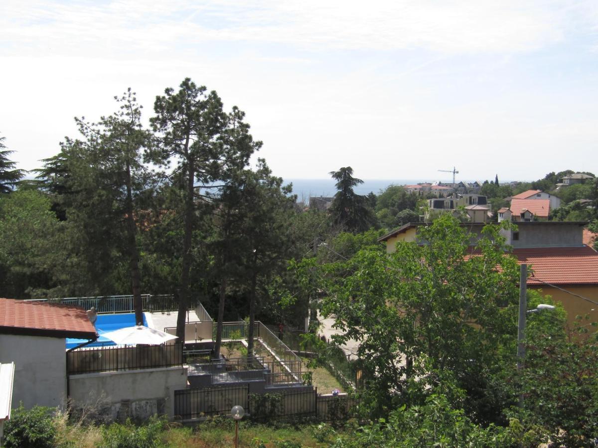 Hostel Papagal Варна Экстерьер фото