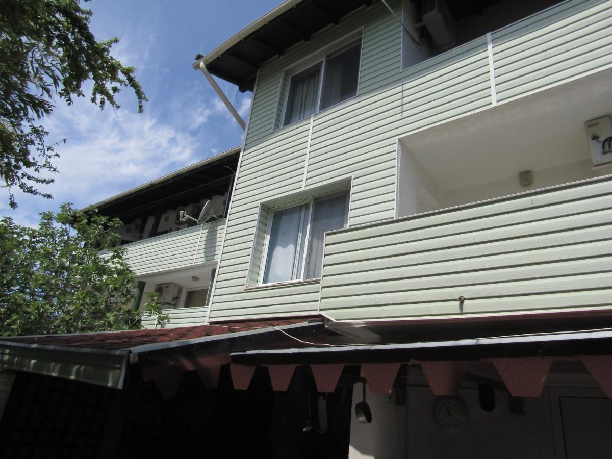 Hostel Papagal Варна Экстерьер фото