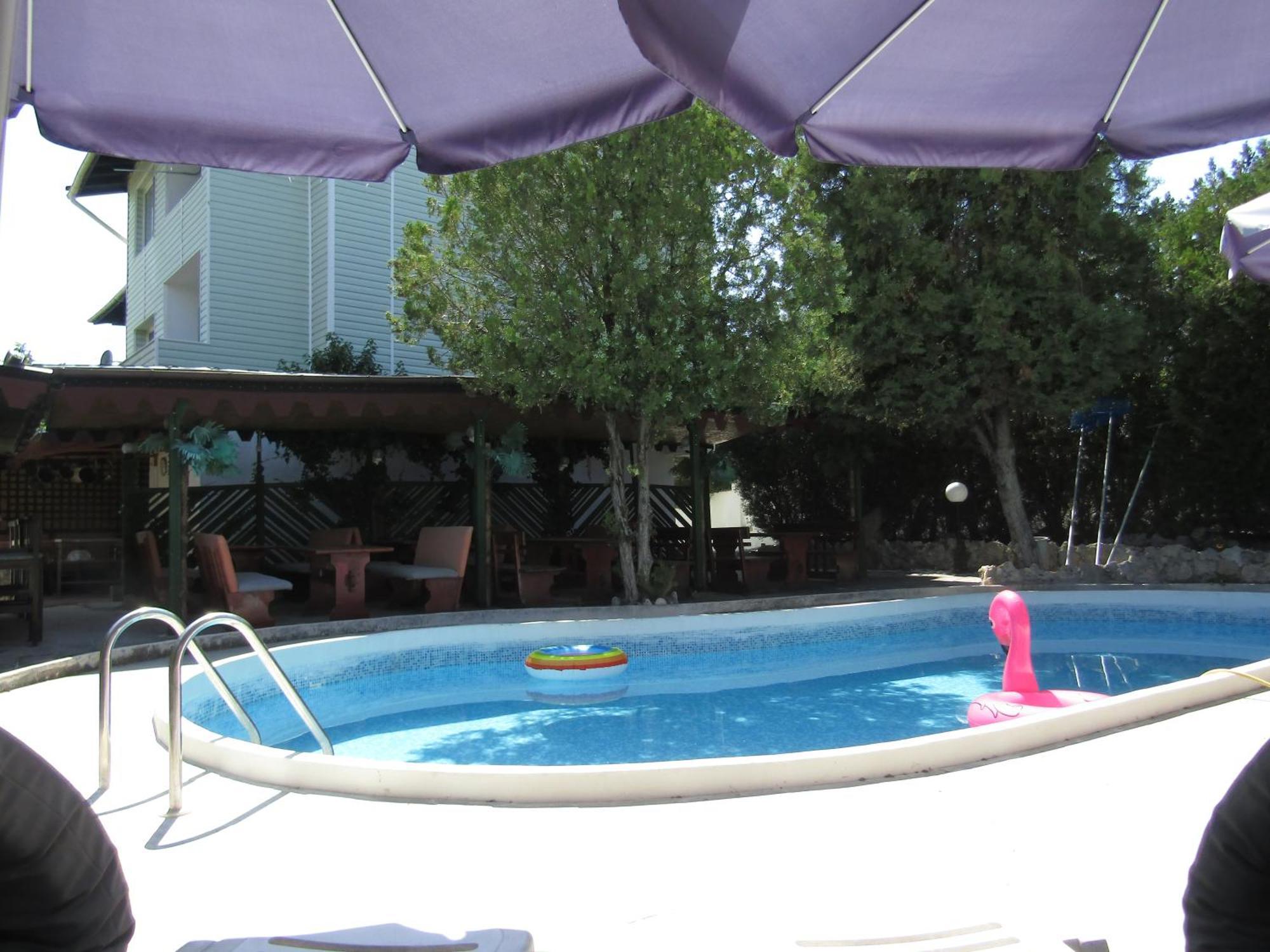 Hostel Papagal Варна Экстерьер фото