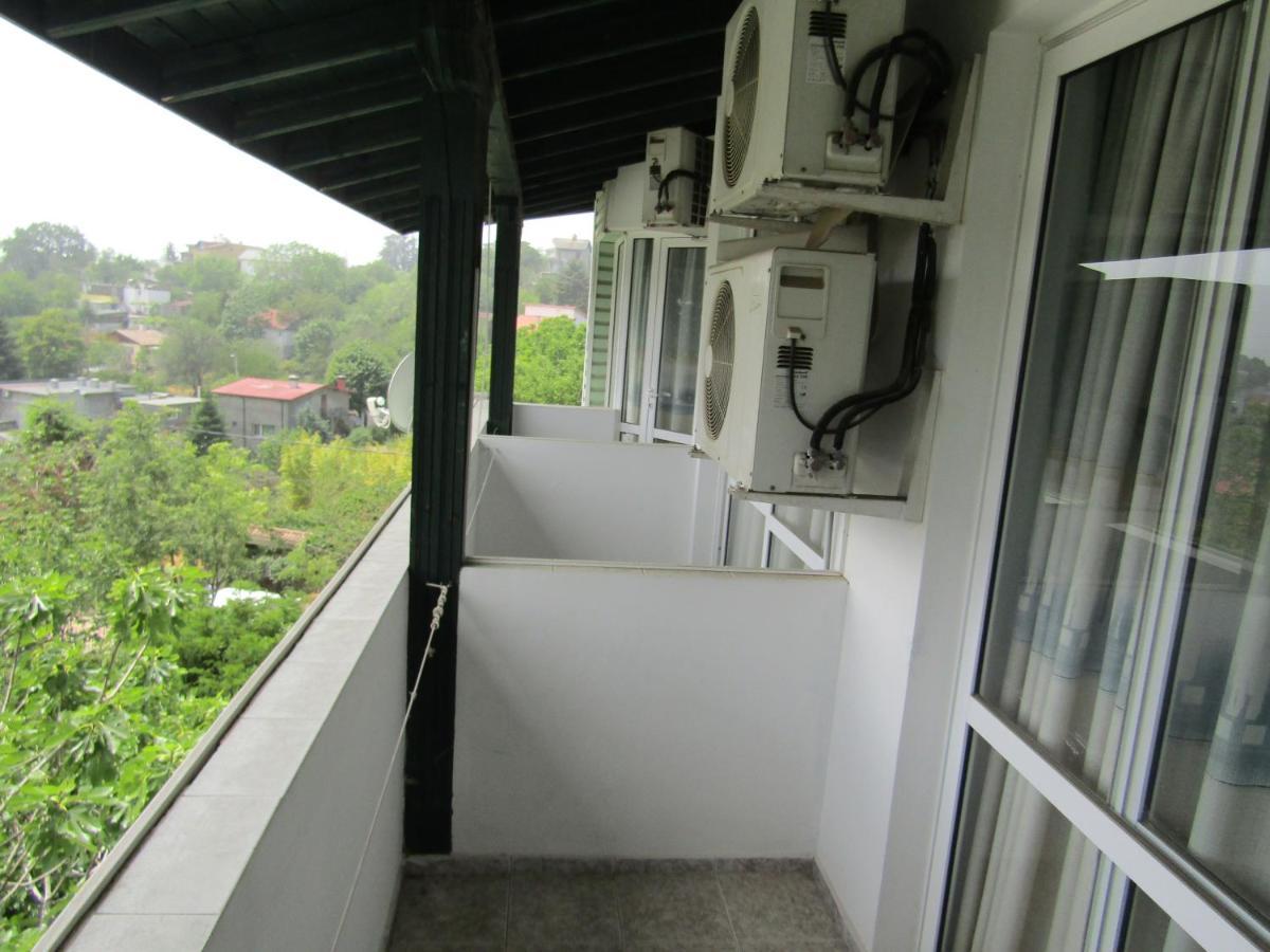 Hostel Papagal Варна Экстерьер фото