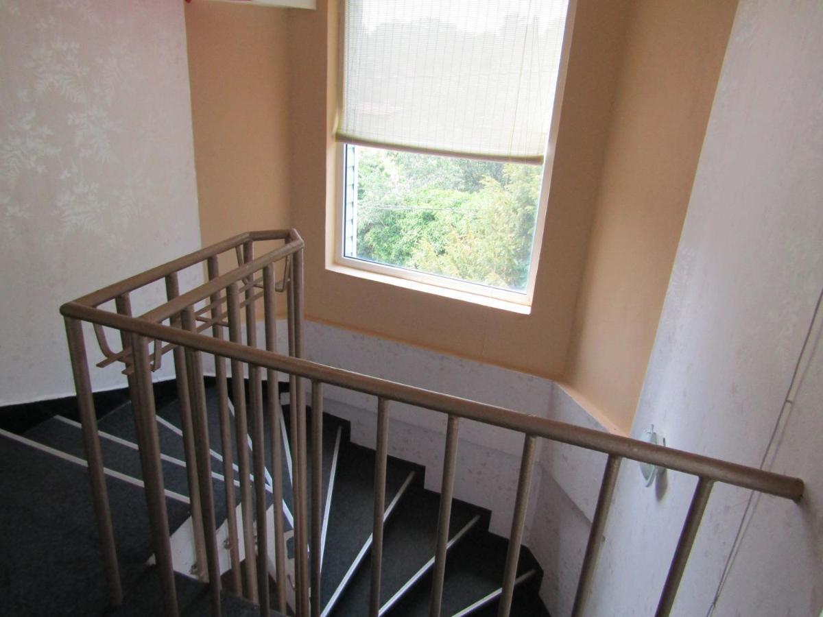 Hostel Papagal Варна Экстерьер фото